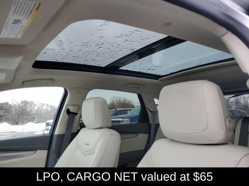 Used 2018 Cadillac XT5 Luxury w/ Driver Awareness Package image 7