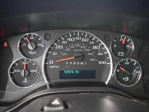 Used 2022 Chevrolet Express 3500 w/ Power Convenience Package RWD image 18