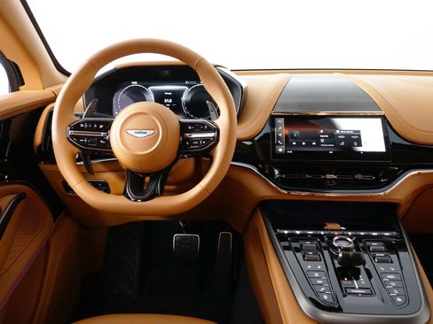 New 2026 Aston Martin DBX 707 image 29