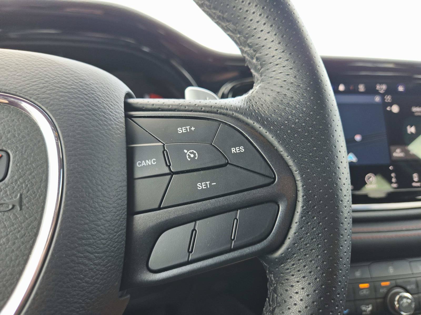 Used 2025 Dodge Durango GT AWD/4WD image 24
