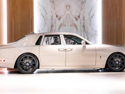 Used 2026 Rolls-Royce Phantom Sedan RWD image 4