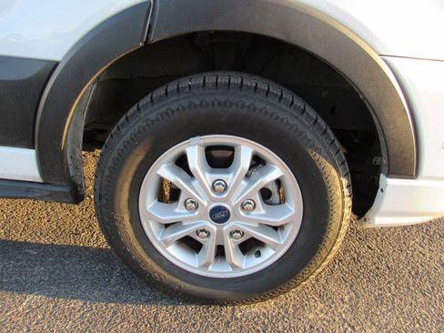Used 2021 Ford Transit 350 XLT RWD image 11