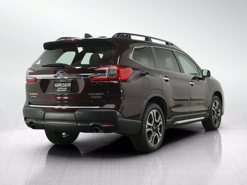 Used 2023 Subaru Ascent Touring AWD/4WD image 5