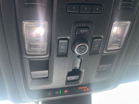Used 2023 Chevrolet Tahoe RST w/ Luxury Package AWD/4WD image 18