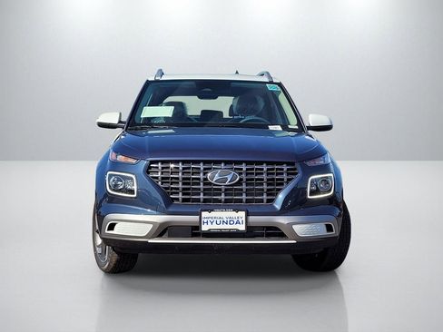 New 2025 Hyundai Venue Limited image 2