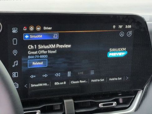Used 2025 Chevrolet Equinox LT FWD image 14