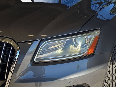 Used 2015 Audi Q5 2.0T Premium Plus w/ Technology Package AWD/4WD image 32
