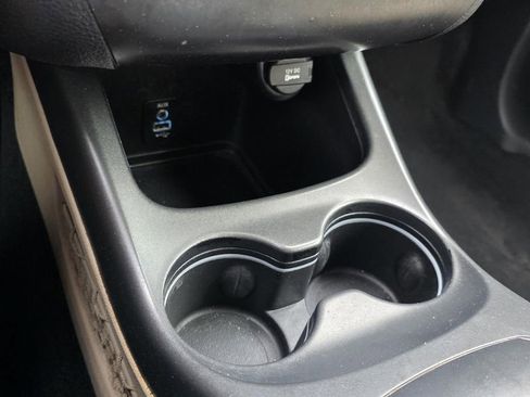 Used 2018 Dodge Journey SE FWD image 16