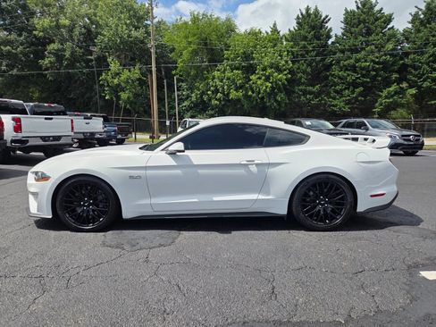 Used 2020 Ford Mustang GT Premium RWD image 5