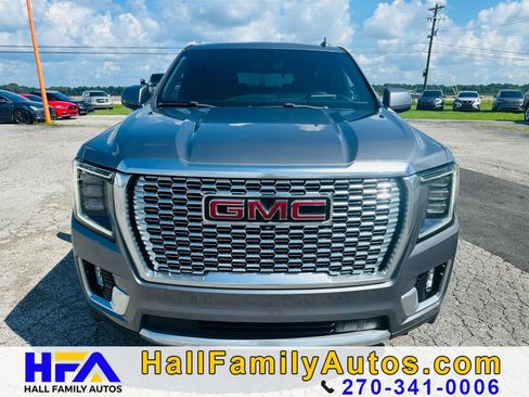 Used 2021 GMC Yukon Denali RWD image 2