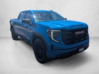 Used 2022 GMC Sierra 1500 Elevation AWD/4WD video 3