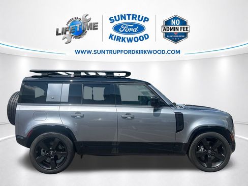 Used 2023 Land Rover Defender 110 X-Dynamic SE AWD/4WD image 8