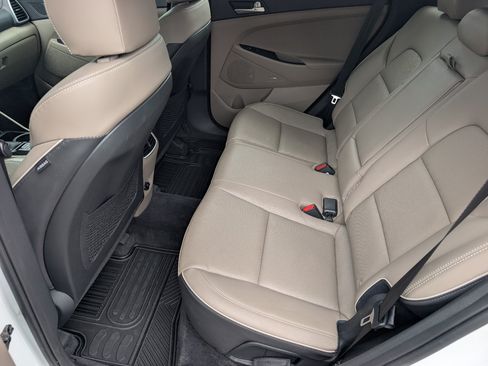 Used 2020 Hyundai Tucson Ultimate w/ Cargo Package AWD/4WD image 26