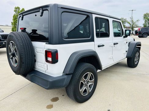 Used 2022 Jeep Wrangler Unlimited Sport AWD/4WD image 33