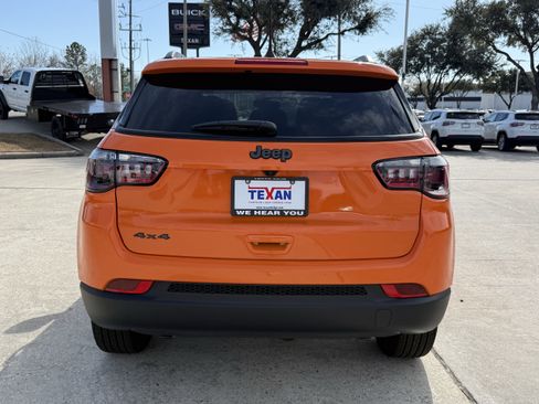 New 2026 Jeep Compass Latitude AWD/4WD image 6
