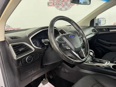 Used 2015 Ford Edge SEL FWD image 10