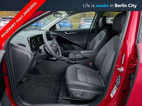 New 2025 Kia Niro EX image 15