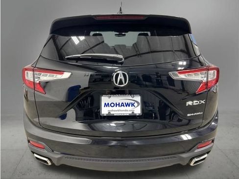 Used 2025 Acura RDX SH-AWD image 4