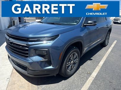 Used 2024 Chevrolet Traverse LS