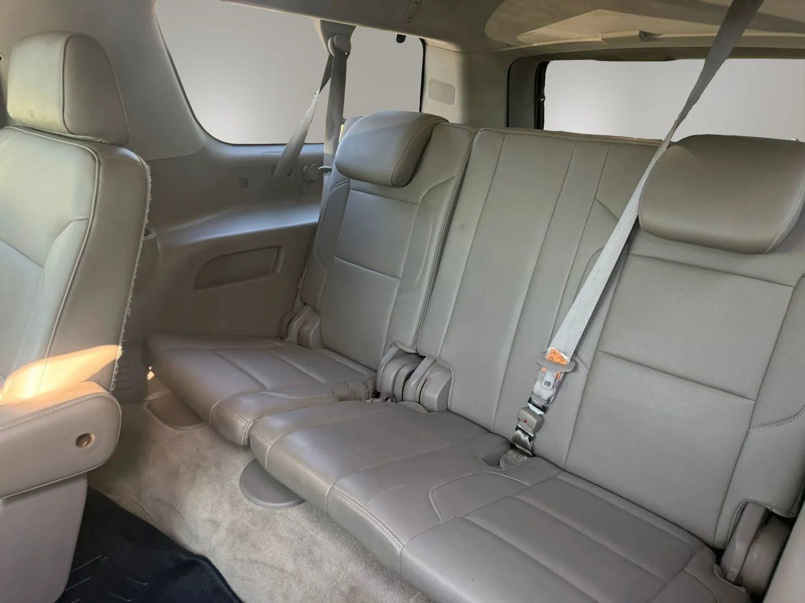 Used 2015 Chevrolet Suburban LTZ AWD/4WD image 39