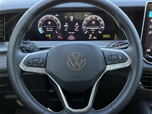 New 2026 Volkswagen Tiguan SE image 10