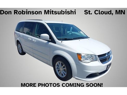 Used 2016 Dodge Grand Caravan SXT w/ Rear Park Assist Package FWD image 1