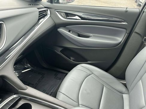 Used 2024 Buick Enclave Essence w/ Experience Buick Package image 31
