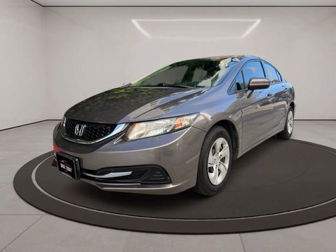 Used 2014 Honda Civic LX image 2