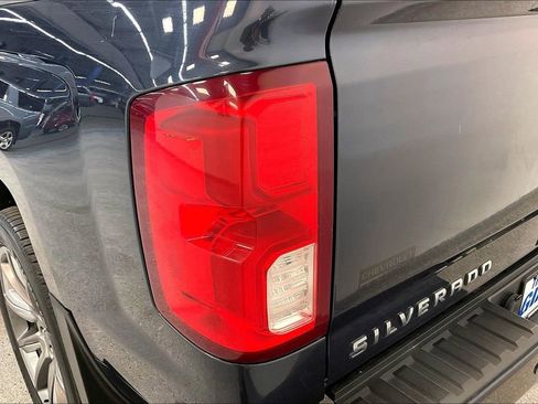 Used 2018 Chevrolet Silverado 1500 LTZ Z71 w/ Centennial Edition AWD/4WD image 25