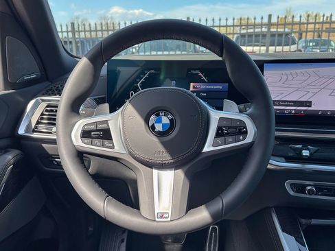 New 2026 BMW X5 xDrive40i w/ M Sport Package AWD/4WD image 24