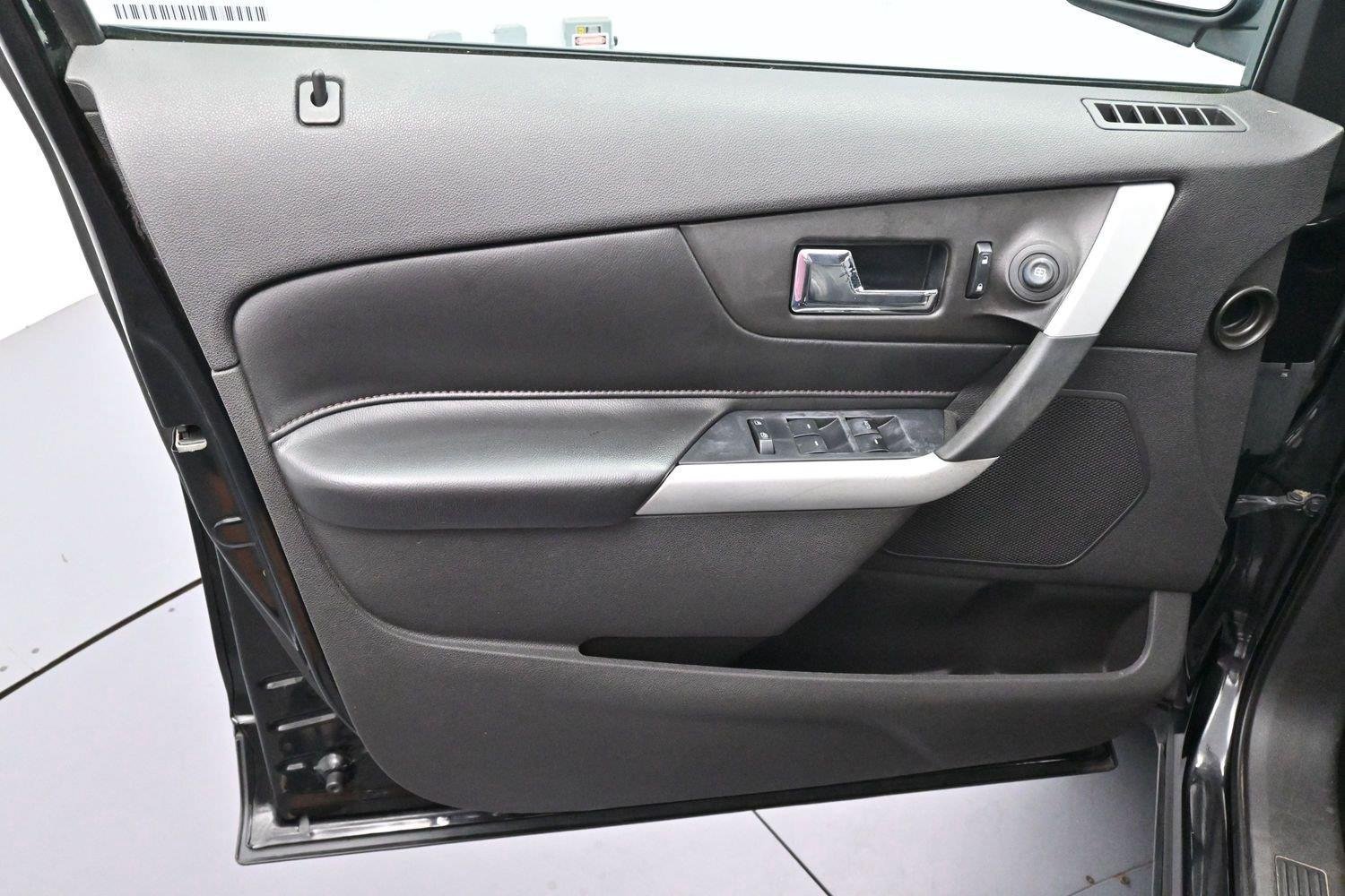 Used 2011 Ford Edge SEL w/ 202A Rapid Spec Order Code AWD/4WD image 12