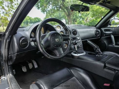 Used 2005 Dodge Viper SRT-10 RWD image 37