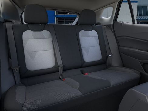 New 2026 Chevrolet Trax LS FWD image 17