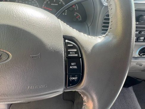 Used 2002 Ford F150 XL RWD image 14