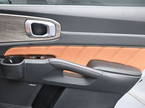 Used 2022 Kia Sorento SX Prestige w/ Rust Color Package image 30