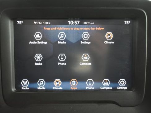 Used 2019 Jeep Renegade Altitude w/ Quick Order Package 2XM AWD/4WD image 25