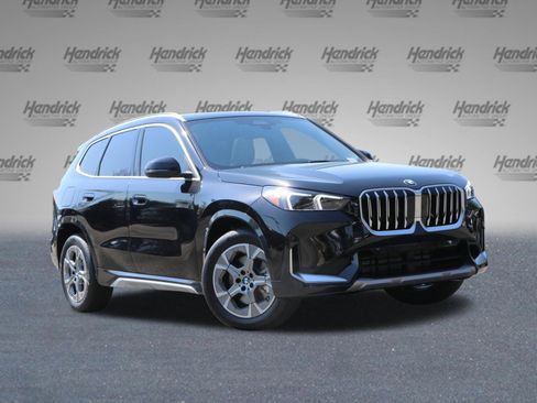 Certified 2025 BMW X1 xDrive28i w/ Convenience Package AWD/4WD image 2