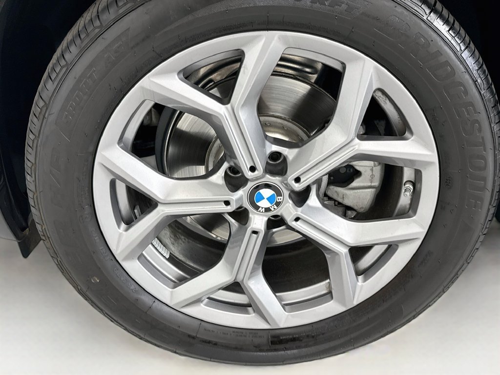 Certified 2024 BMW X3 sDrive30i w/ Premium Package RWD image 29
