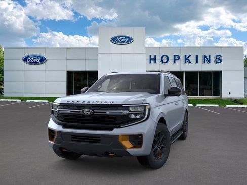 New 2026 Ford Expedition Tremor image 2