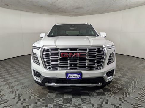 New 2026 GMC Yukon XL Denali w/ LPO, Floor Liner Package image 2
