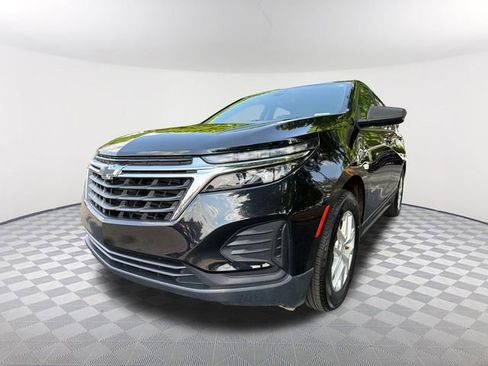 Used 2022 Chevrolet Equinox LS w/ LS Convenience Package FWD image 1