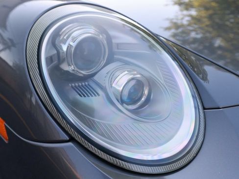 Used 2010 Porsche 911 Turbo AWD/4WD image 40