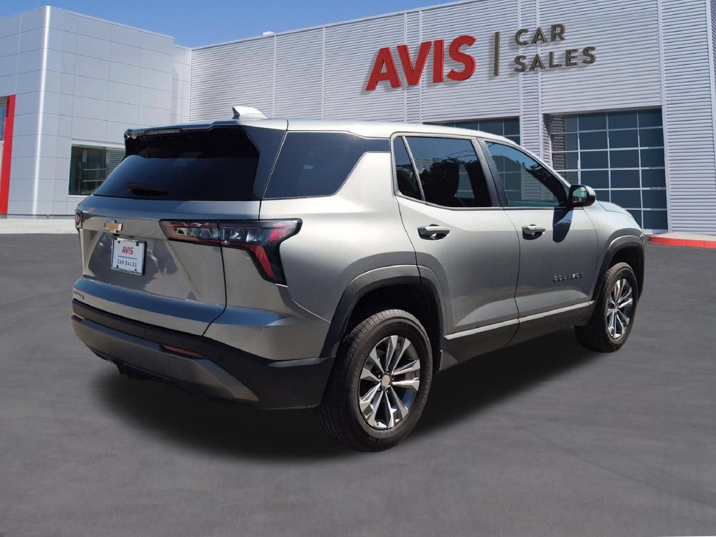 Used 2026 Chevrolet Equinox LT FWD image 6