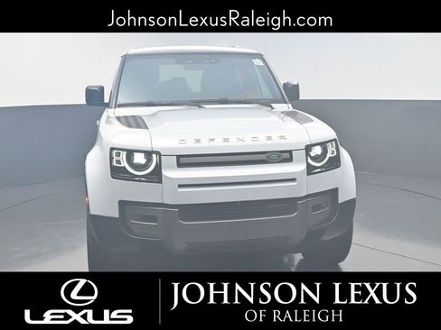 Used 2022 Land Rover Defender 110 X-Dynamic HSE image 4