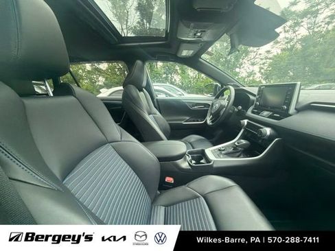 Used 2020 Toyota RAV4 XSE AWD/4WD image 9
