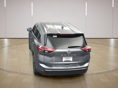 Certified 2024 Nissan Rogue SV FWD image 34