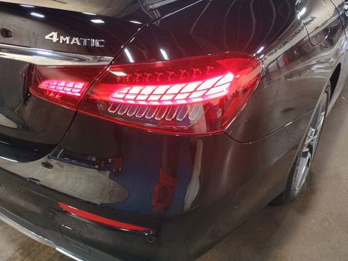 Used 2023 Mercedes-Benz E 350 4MATIC Sedan image 21