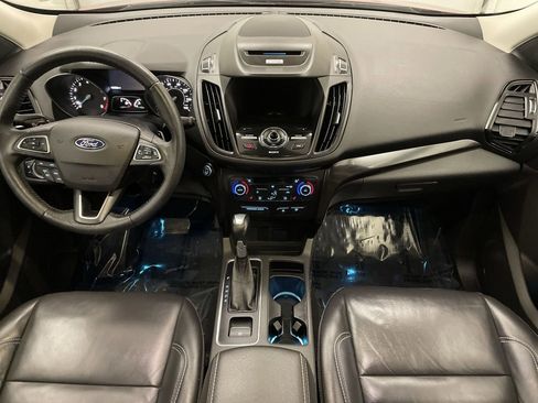Used 2017 Ford Escape Titanium image 15