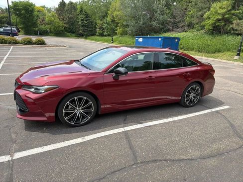Used 2020 Toyota Avalon Touring w/ Advanced Safety Package FWD image 1