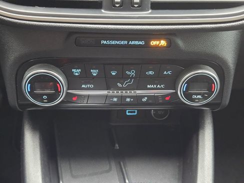 Used 2021 Ford Escape SEL w/ Technology Package FWD image 16